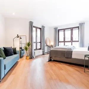 Apartment Eddy's Rest & Relax - Neuhausen, Munich